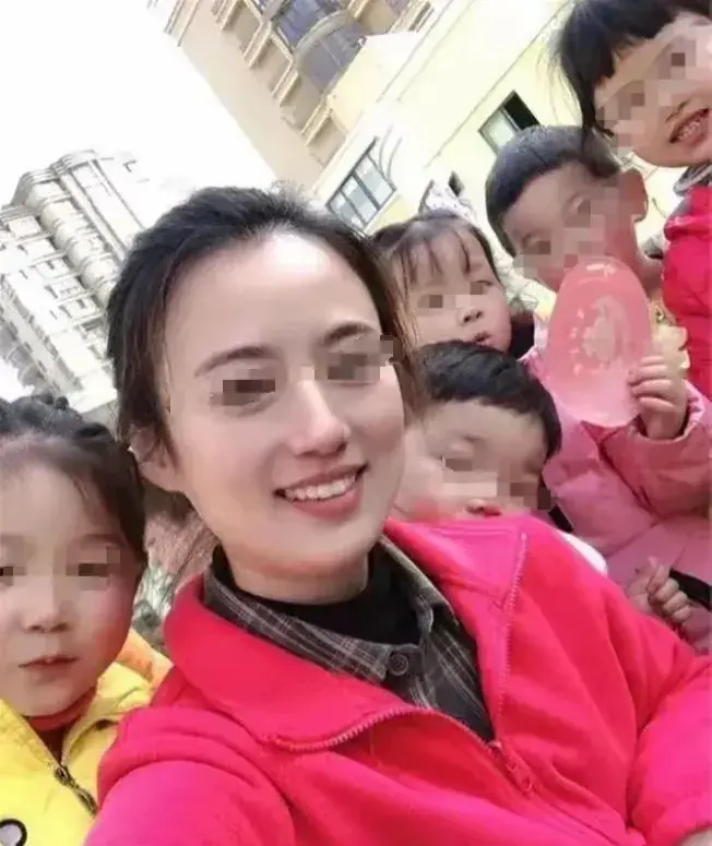 江苏家长出轨女幼师，女主照片曝光！吃瓜网友：太意外了